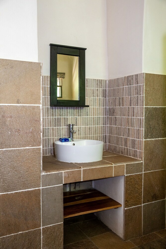Posada Riverview Lodge & Wellness Centre