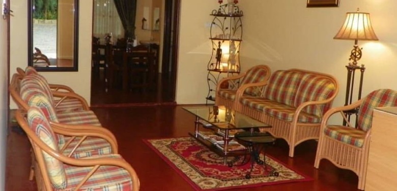 Hotel Elena Lodge