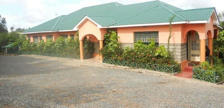 Hotel Elena Lodge