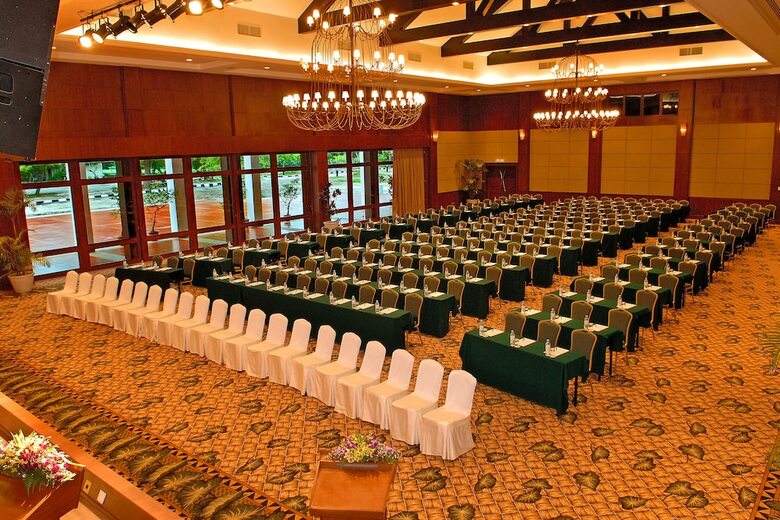 Hotel Pelangi Beach Resort & Spa, Langkawi