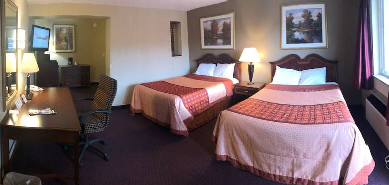 Hotel Travel Inn & Suites
