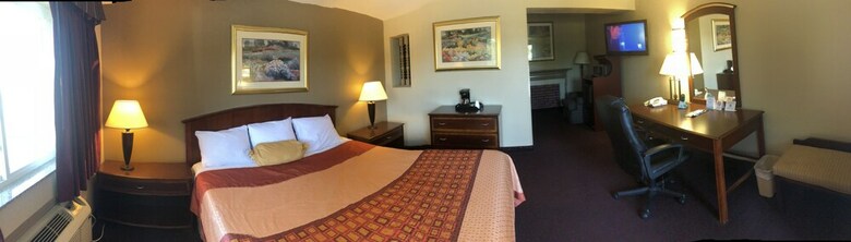 Hotel Travel Inn & Suites