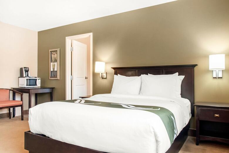 Hotel Quality Inn & Suites Amsterdam