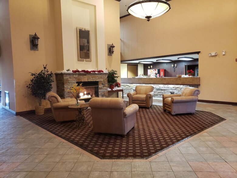 The Marigold Grand Hotel And Suites