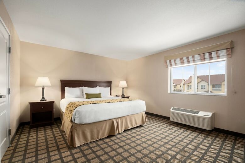Hotel Baymont By Wyndham Odessa