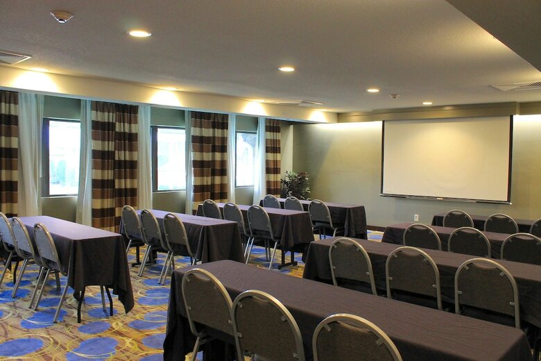 Hotel Wyndham Garden Fort Wayne