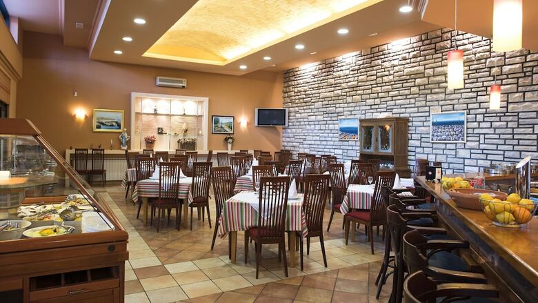 Hotel The Mediterranean Village San Antonio