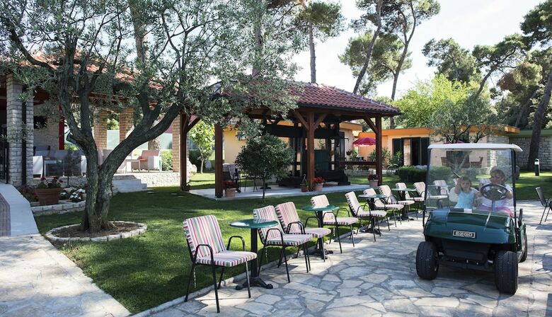 Hotel The Mediterranean Village San Antonio