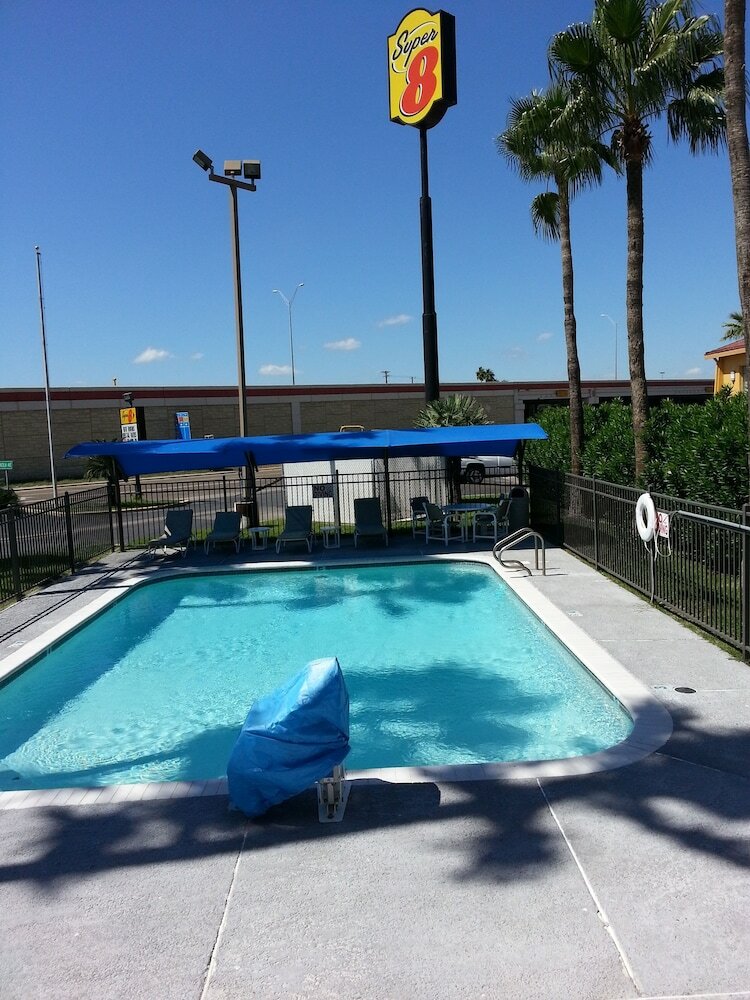 Motel Super 8 By Wyndham Harlingen Tx