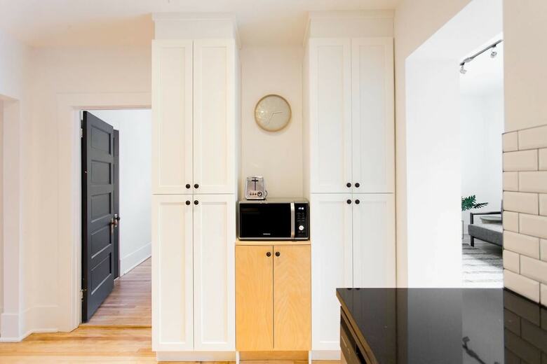 Apartamento Stylish & Unique 3 Bdr Flat With Parking!