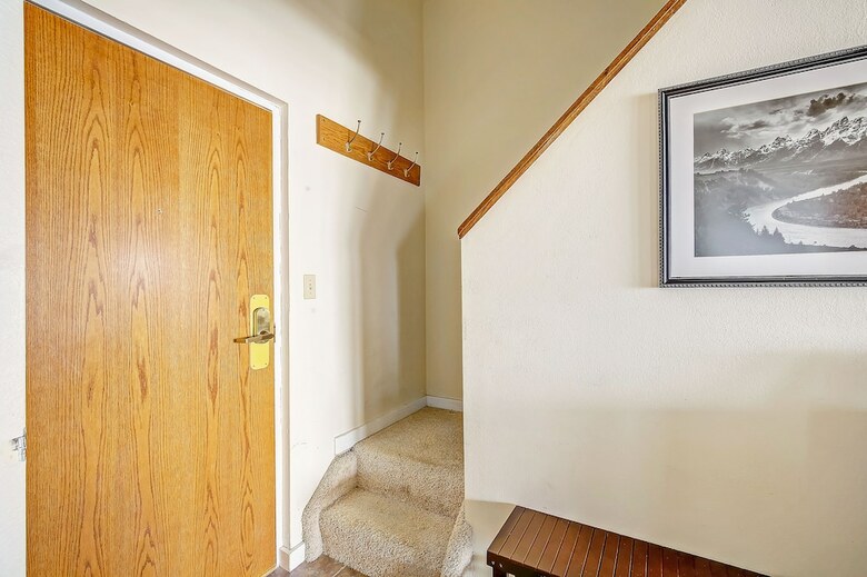 Lovely Copper Condo Great Views & Steps To Slopes!