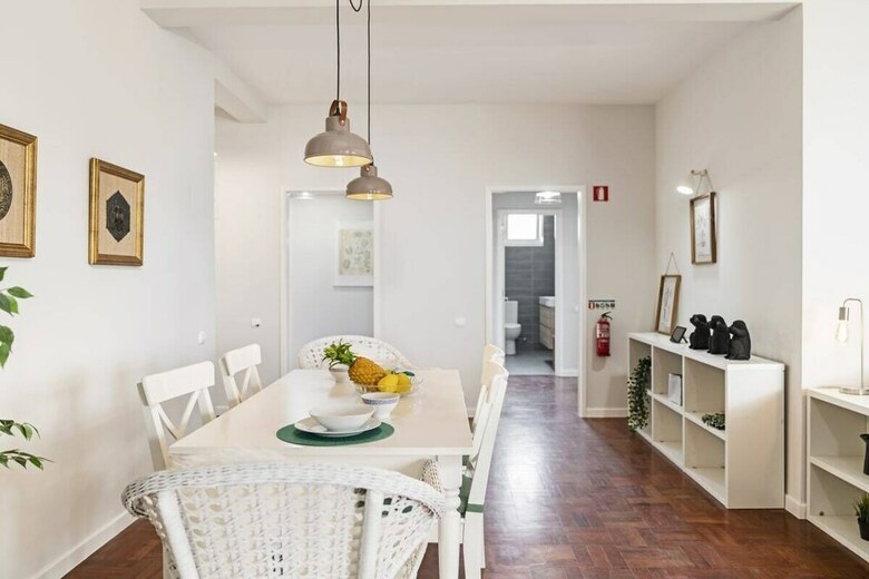 Quinta De�o I By An Island Apart