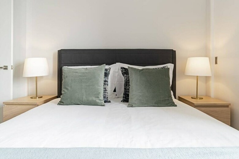 Quinta De�o I By An Island Apart