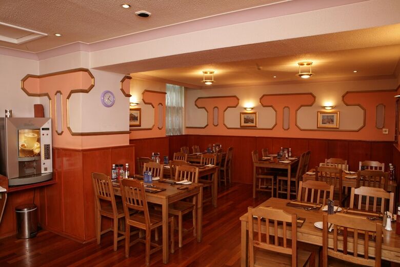 Charing Cross Hotel