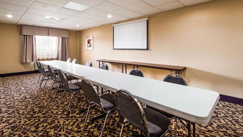 Hotel Best Western Mainland Inn & Suites