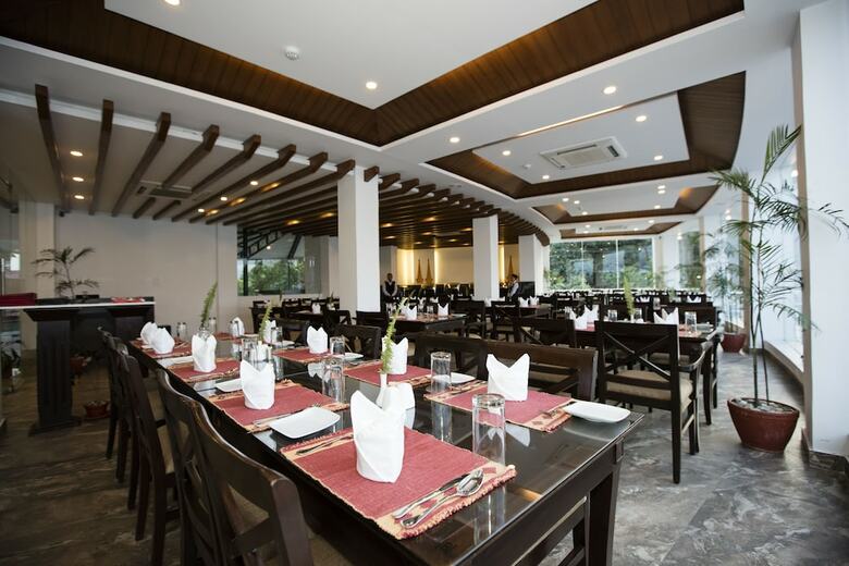 Himalayan Front Hotel By Kgh Group