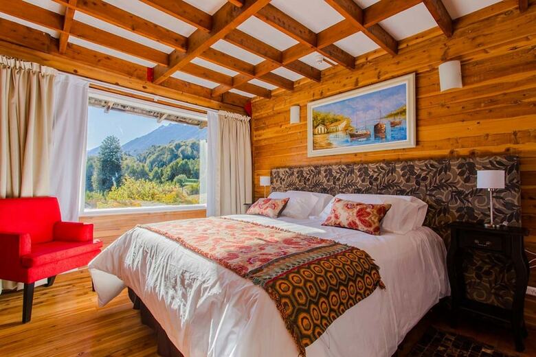 Hotel Faraway