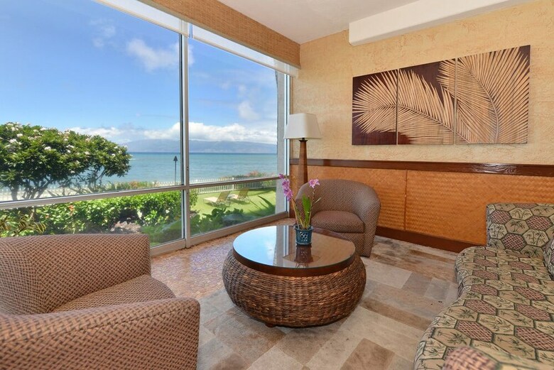 Royal Kahana 618 Studio Bedroom Condo
