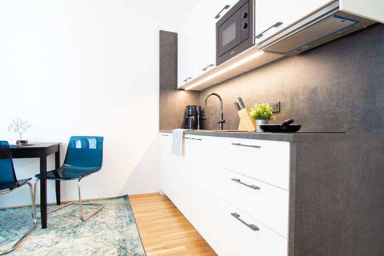 Checkvienna - Apartment Familienplatz