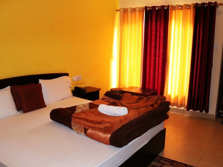 Hotel Shivalik River Retreat