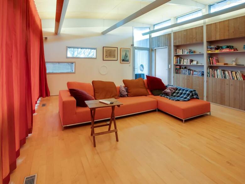 Pleasant Holiday Home In Gaastmeer With Sauna