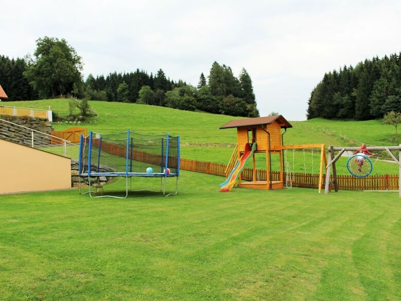 Charming Apartment In Liebenfels With Swimming Pool