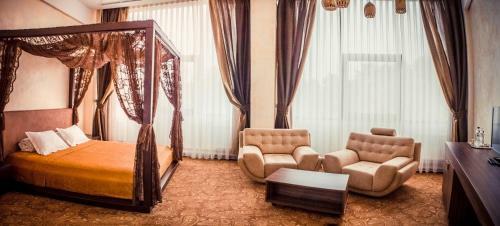 Khan-chinar Hotel
