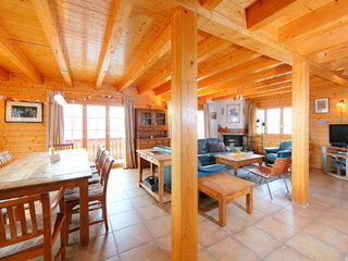 Jescimi - Five Bedroom