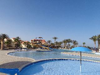 Hotel Bliss Abo Nawas Resort & Spa.