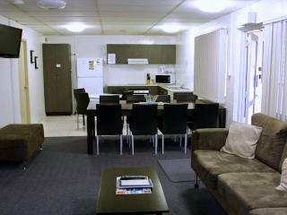 Hotel Cedar Lodge Motel Townsville