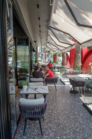 Apartamentos Comfort Suites