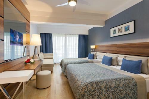 Limak Atlantis Deluxe Hotel