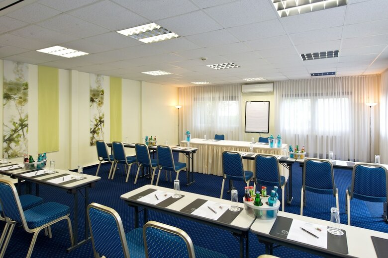 Achat Hotel Dresden Elbufer