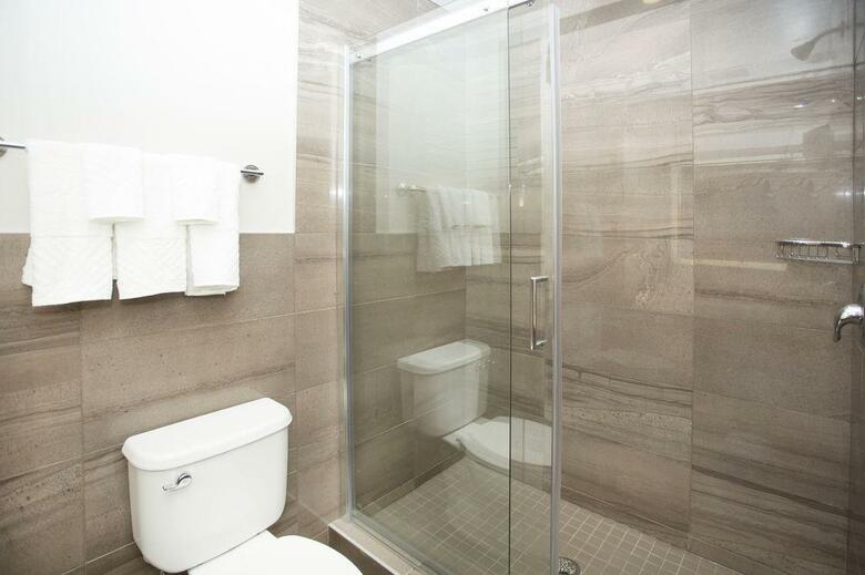 Hotel Wyndham Garden Calgary Airport