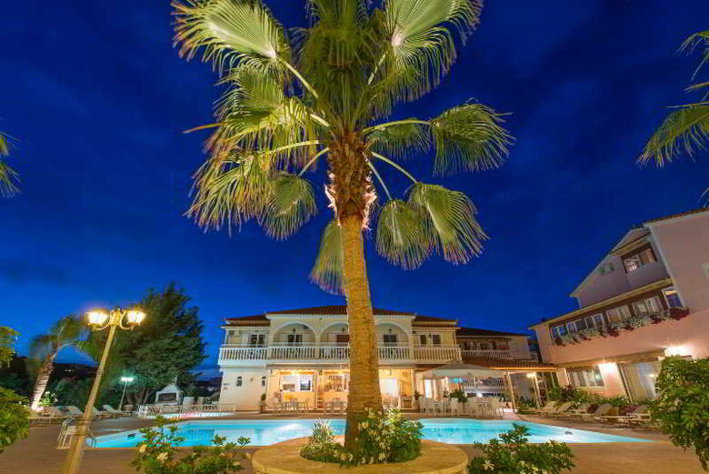 Hostal Edelweiss Hotel