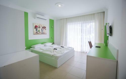 Blue Bosprina Hotel