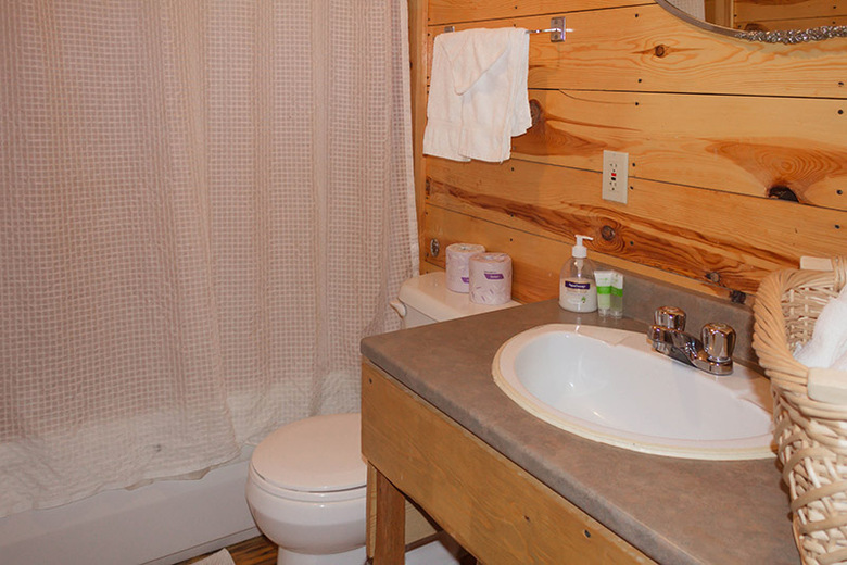 Hotel Mattawa River Cottages & Cardinal Restaurant