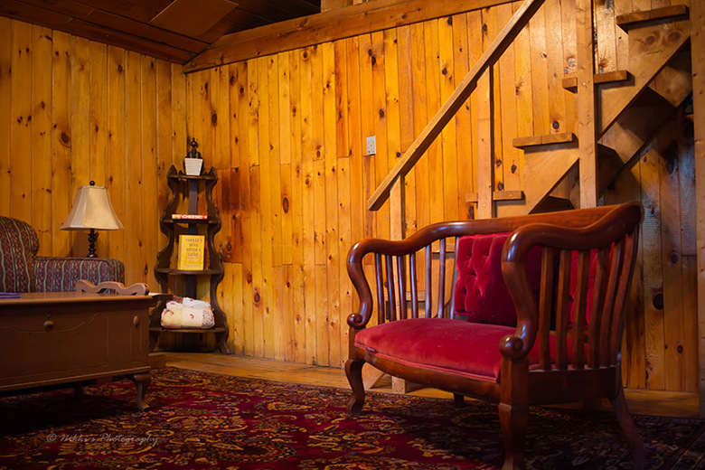 Hotel Mattawa River Cottages & Cardinal Restaurant