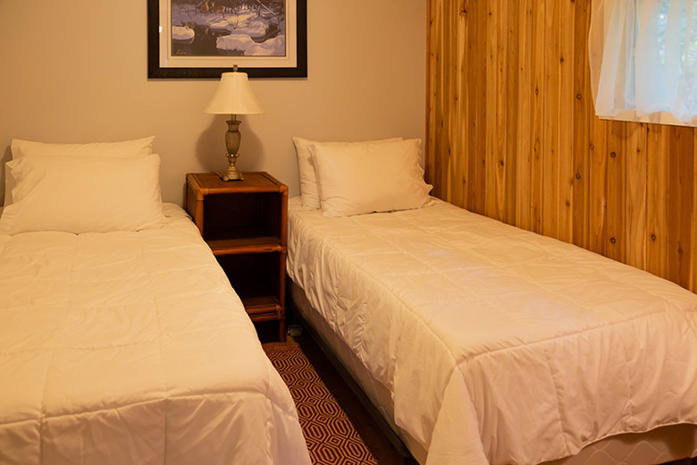 Hotel Mattawa River Cottages & Cardinal Restaurant