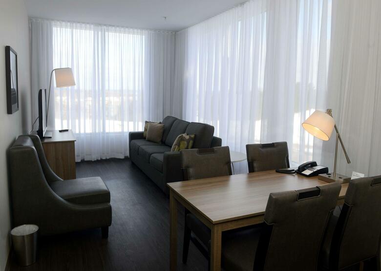 Radisson Kingswood Hotel Suites Fredericton Nb