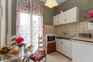 Hotel V.a. Boutique Apartments And Suites