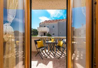 Hotel Apartments & Rooms Cina