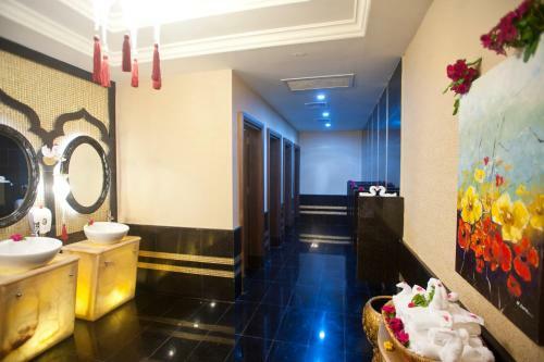 Hotel Crystal Palace Luxury Resort & Spa