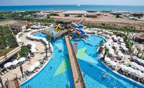 Hotel Crystal Palace Luxury Resort & Spa