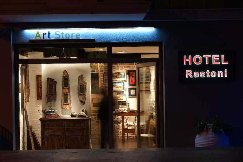 Rastoni Hotel