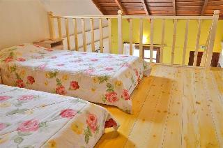 Hotel Traditional Villas Therianos
