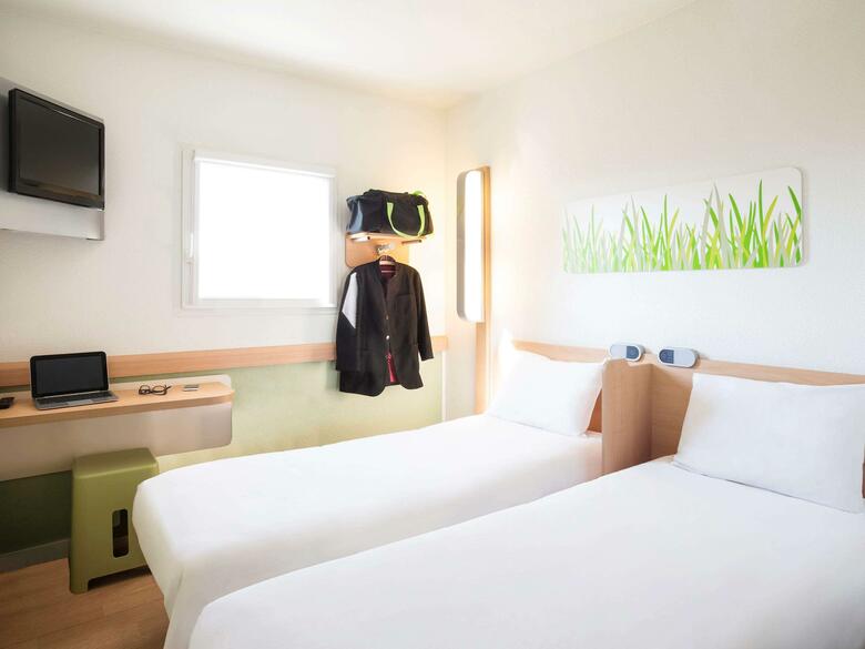 Hotel Ibis Budget Orly Chevilly Tram 7
