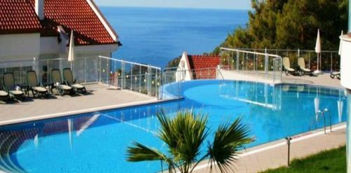 Nicholas Heights Deluxe Suite Hotel