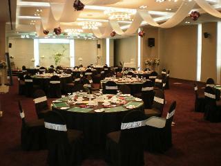 Gumi Century Tourist Hotel