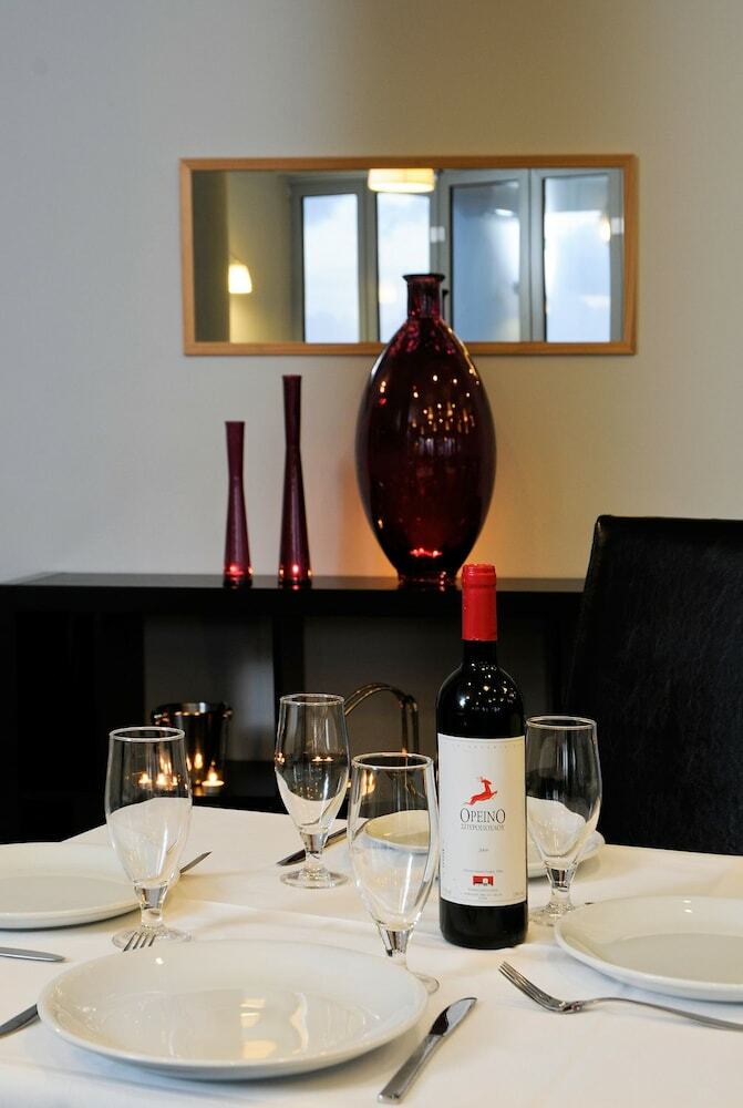 Athenea Hotel